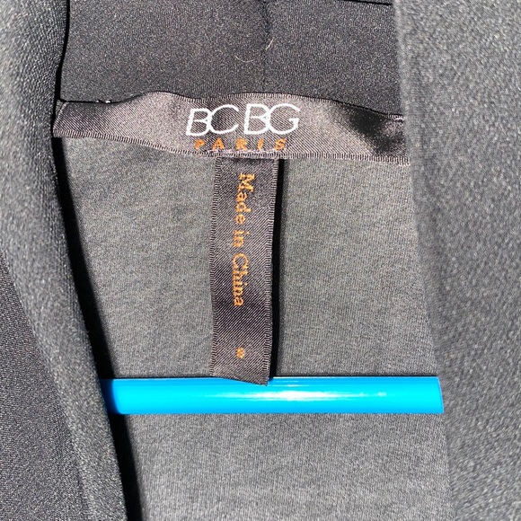 BCBG Shrug Cover - Picture 2 of 3